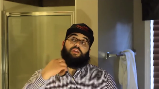 Halal & Vegan Beard Brush (No boar bristles)